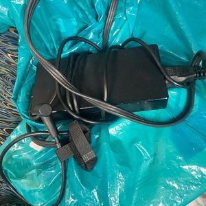 Asus Tuf Gaming Laptop FX505D 15.6" 8GB RAM 256GB SSD AMD  2.1GHz G